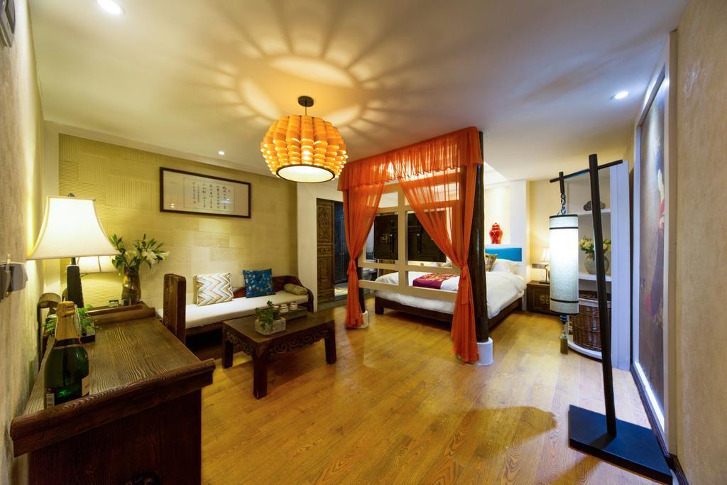 Lijiang Yuntian Palace Hotel Habitación foto